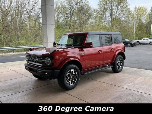2024 Ford Bronco Outer Banks