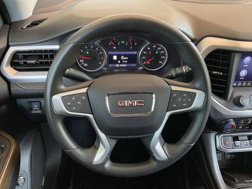 2022 GMC Acadia SLE