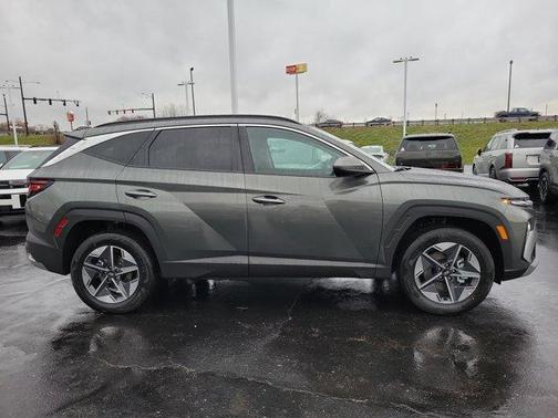 2026 Hyundai TUCSON Hybrid SEL