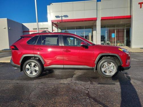 2025 Toyota RAV4 Hybrid LE