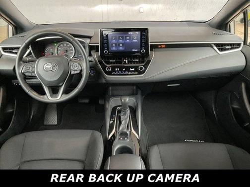 2022 Toyota Corolla Hatchback SE