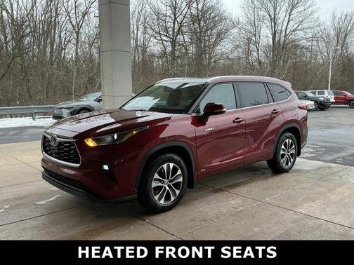 2021 Toyota Highlander Hybrid XLE