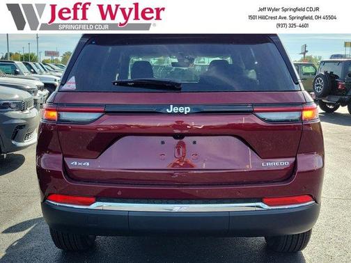 2025 Jeep Grand Cherokee Laredo X