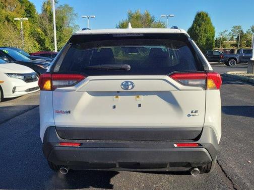 2025 Toyota RAV4 Hybrid LE