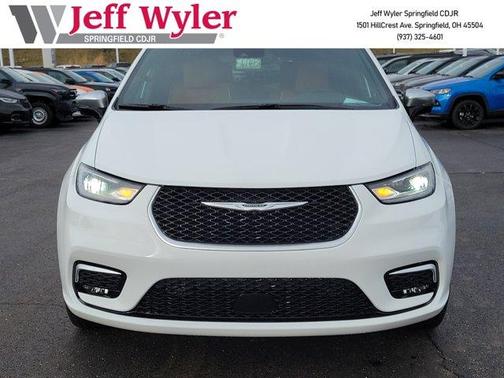 2026 Chrysler Pacifica Pinnacle