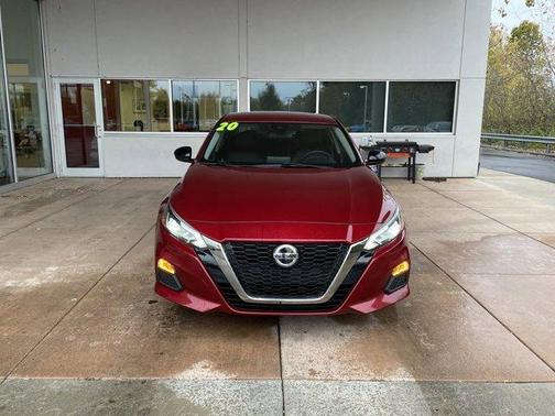 2020 Nissan Altima 2.5 SR