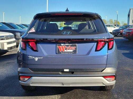 2026 Hyundai TUCSON SE