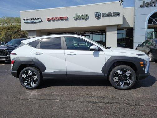 2025 Hyundai KONA SEL Convenience