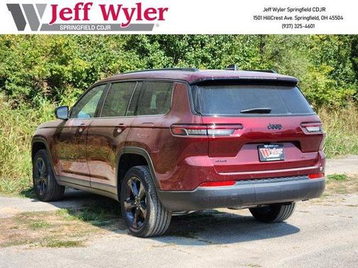 2025 Jeep Grand Cherokee L Laredo