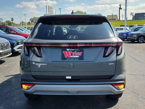 2026 Hyundai TUCSON SEL Premium