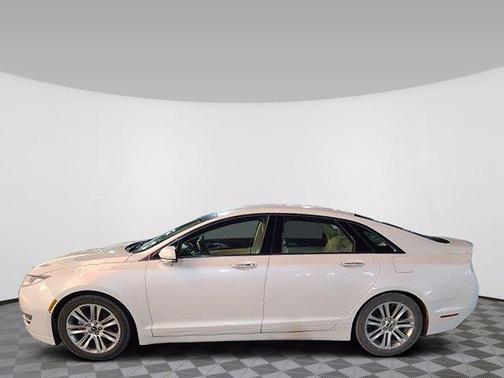 Photo 3 of 28 of 2015 Lincoln MKZ Hybrid Base