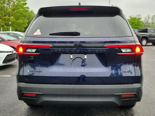 08X8 2026 Toyota Grand Highlander Hybrid XLE