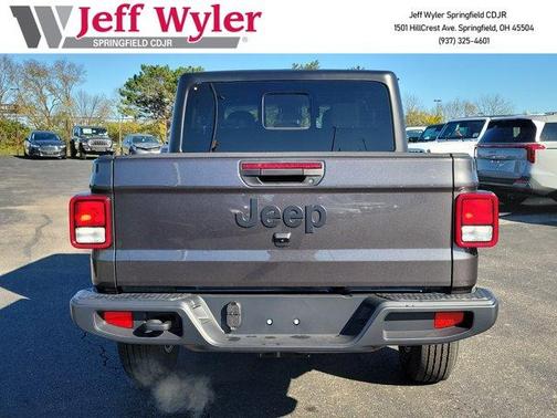 2025 Jeep Gladiator Sport