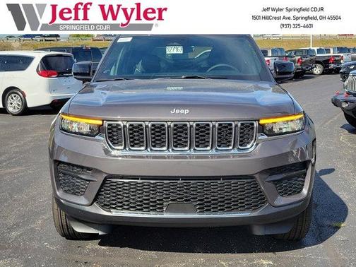 2025 Jeep Grand Cherokee Laredo X