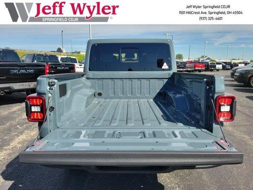 Anvil Clearcoat 2026 Jeep Gladiator Sport