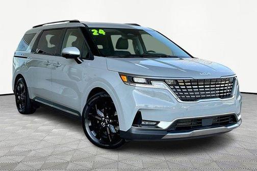 Ceramic Silver 2024 Kia Carnival SX