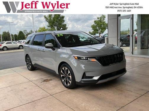 2024 Kia Carnival EX
