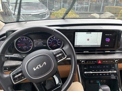 2023 Kia Carnival EX