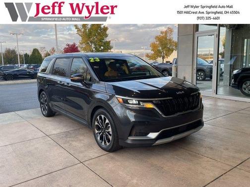 2023 Kia Carnival EX