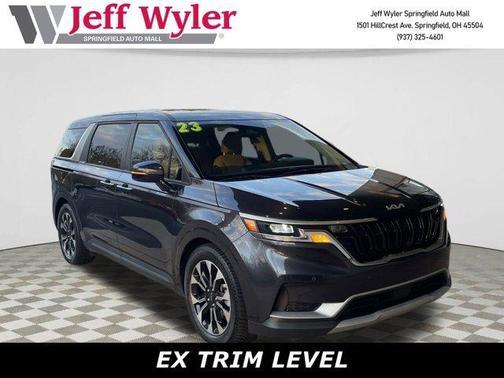 2023 Kia Carnival EX