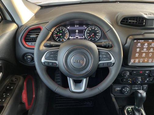 2023 Jeep Renegade Trailhawk