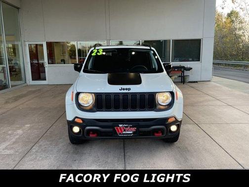 2023 Jeep Renegade Trailhawk
