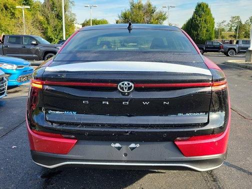 2026 Toyota Crown Platinum