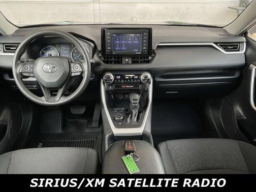 2020 Toyota RAV4 Hybrid XLE
