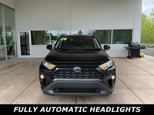 2020 Toyota RAV4 Hybrid XLE