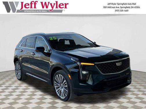 2025 Cadillac XT4 Premium Luxury