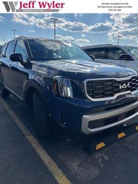 Midnight Black 2023 Kia Telluride S