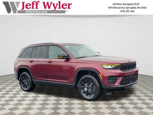 2025 Jeep Grand Cherokee Laredo