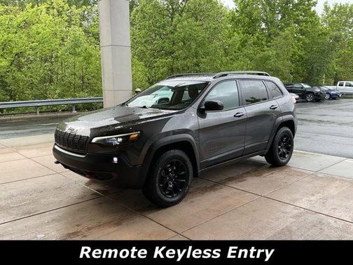 2022 Jeep Cherokee Trailhawk