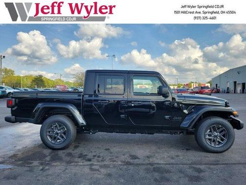 2025 Jeep Gladiator Sport
