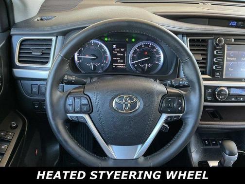 2019 Toyota Highlander Limited Platinum