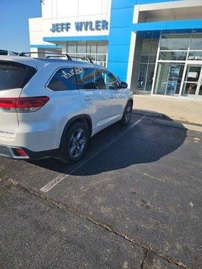2019 Toyota Highlander Limited Platinum