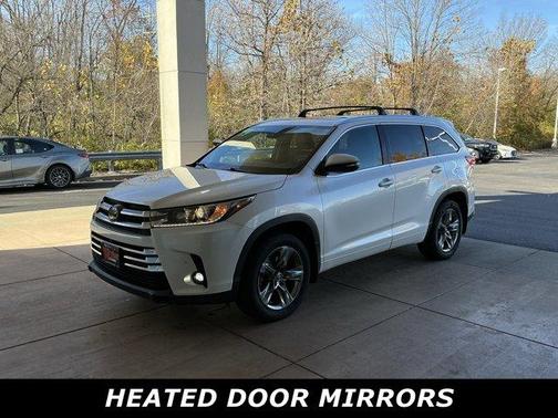 2019 Toyota Highlander Limited Platinum