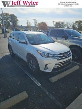 2019 Toyota Highlander Limited Platinum