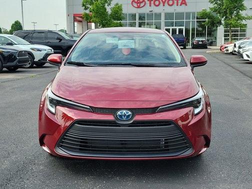 2025 Toyota Corolla Hybrid LE