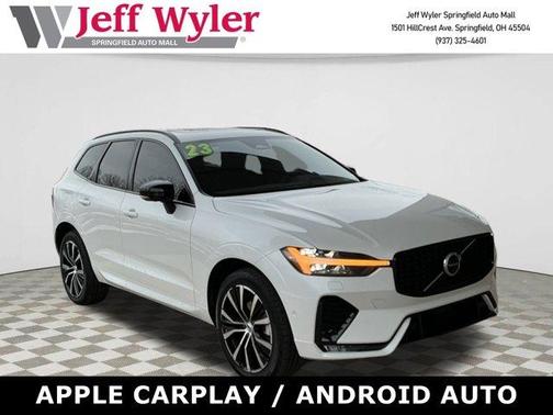 2023 Volvo XC60 B5 Plus Dark Theme