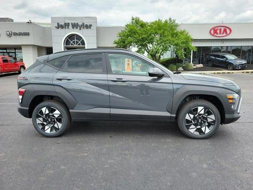 2025 Hyundai KONA SEL Convenience