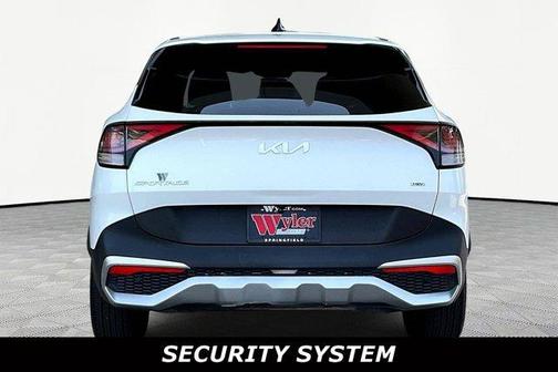 Snow White Pearl 2025 Kia Sportage Hybrid LX