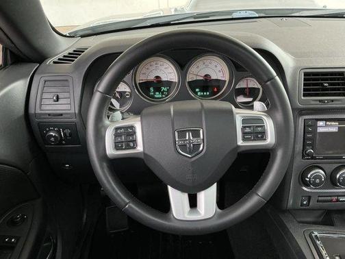 2014 Dodge Challenger R/T Plus