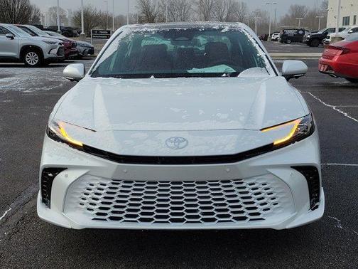 Wind Chill Pearl 2026 Toyota Camry XSE