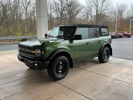 2022 Ford Bronco Black Diamond