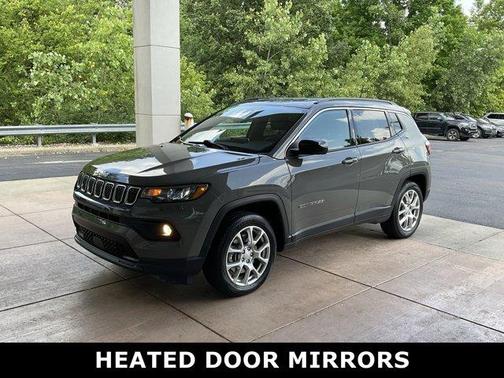 2024 Jeep Compass Latitude Lux