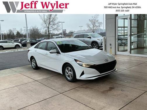 2023 Hyundai ELANTRA SE