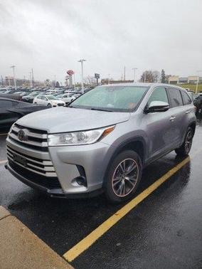 2019 Toyota Highlander LE