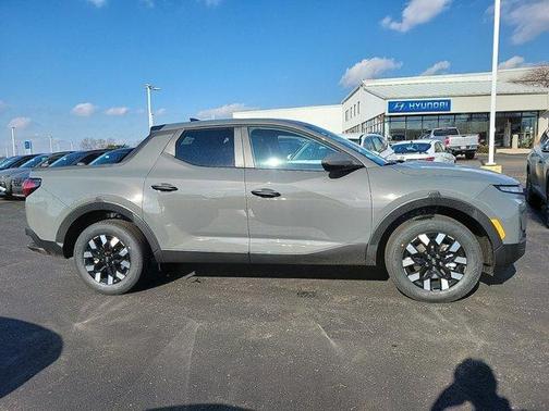 2025 Hyundai SANTA CRUZ SE