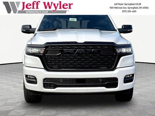 Bright White Clearcoat 2027 RAM 1500 Big Horn